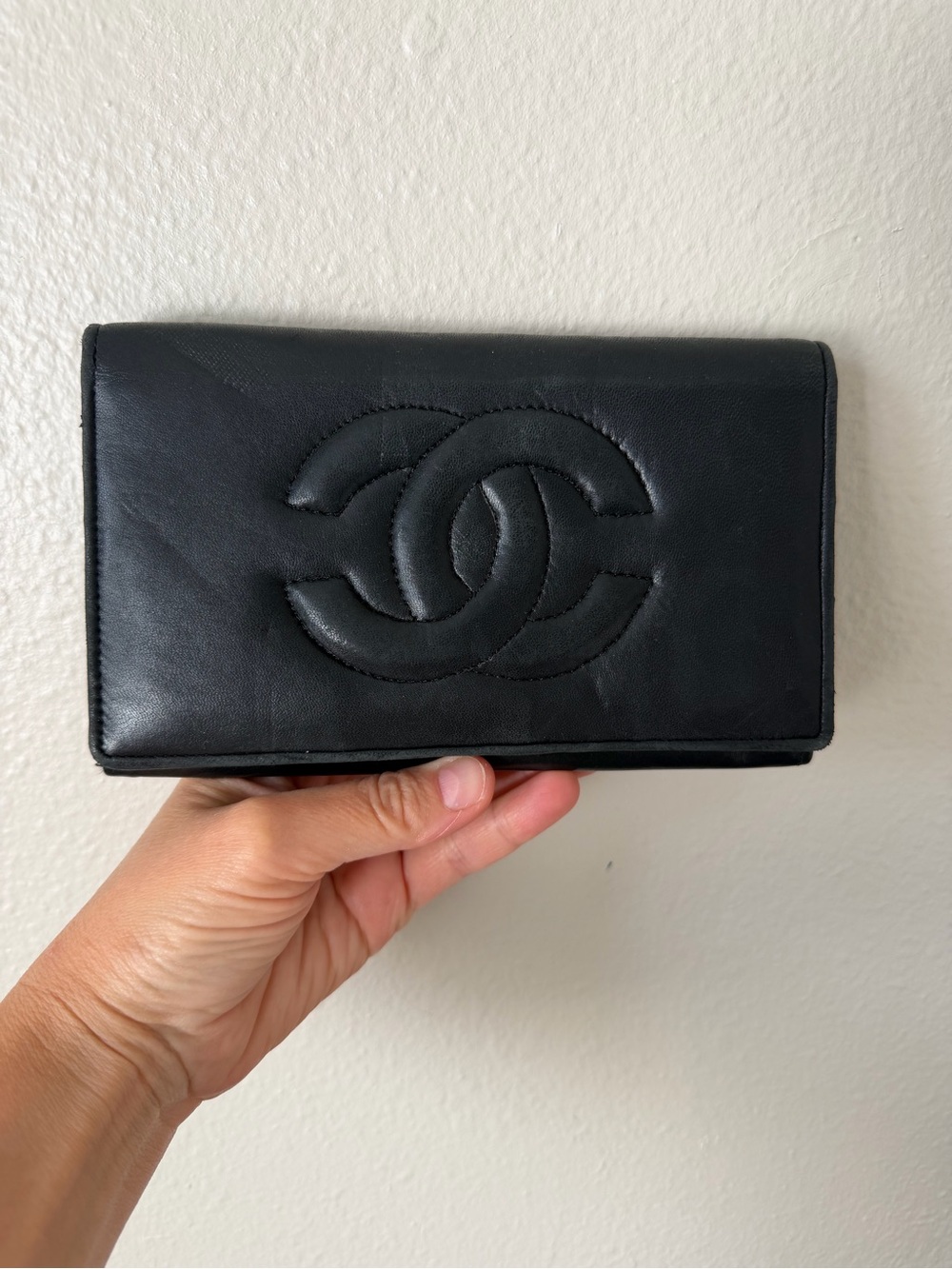 CHANEL Black Embossed CC Logo Leather Wallet